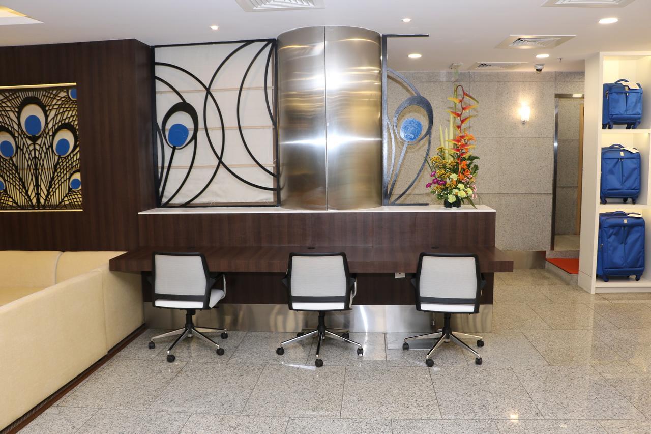 Aviserv Lounge Hotel Mumbai  Buitenkant foto