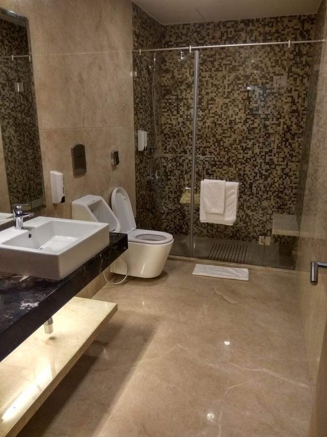Aviserv Lounge Hotel Mumbai  Buitenkant foto